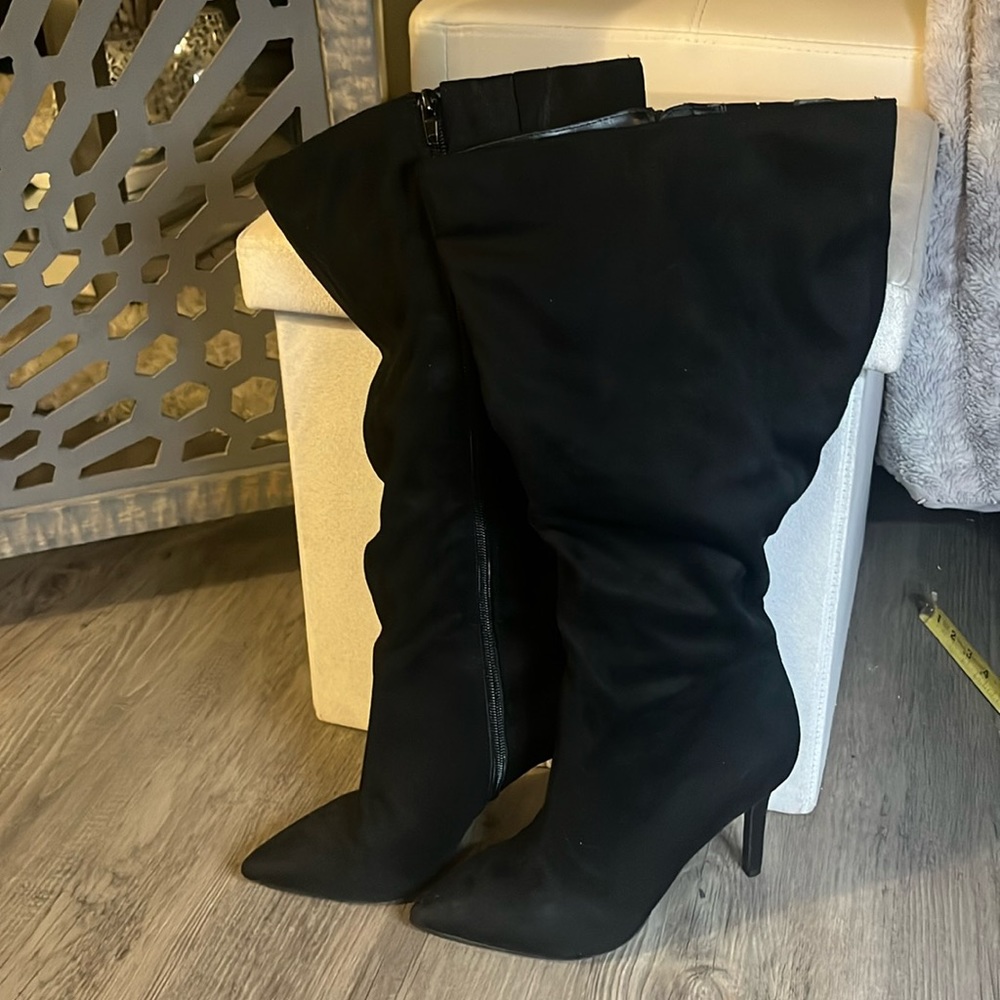 Thalia Sodi Black faux suede boots size six wide and they are brand  new
